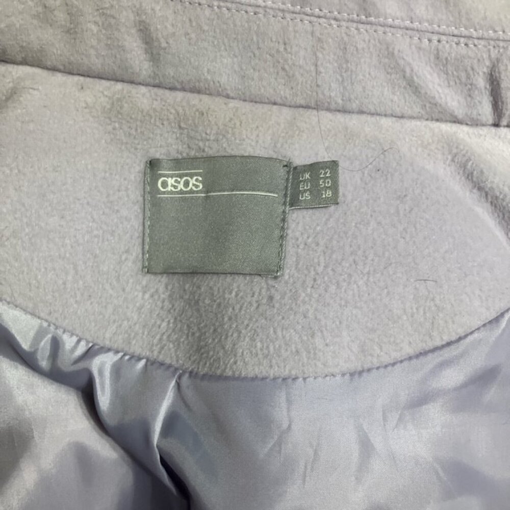 Lavender overcoat - Picture 2 of 3